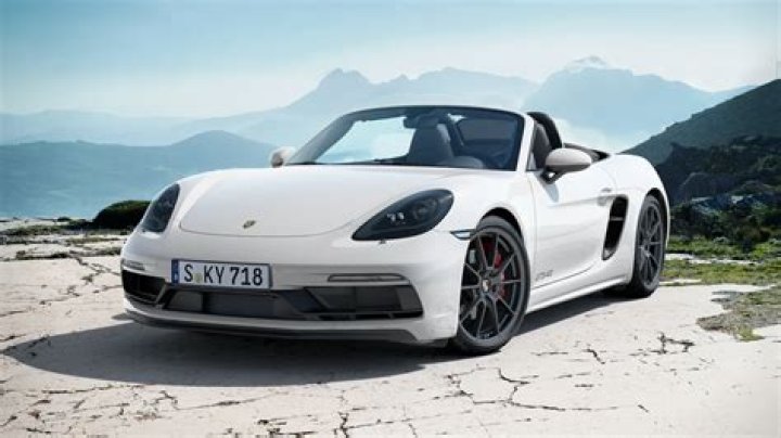Are Porsches expensive to insure?