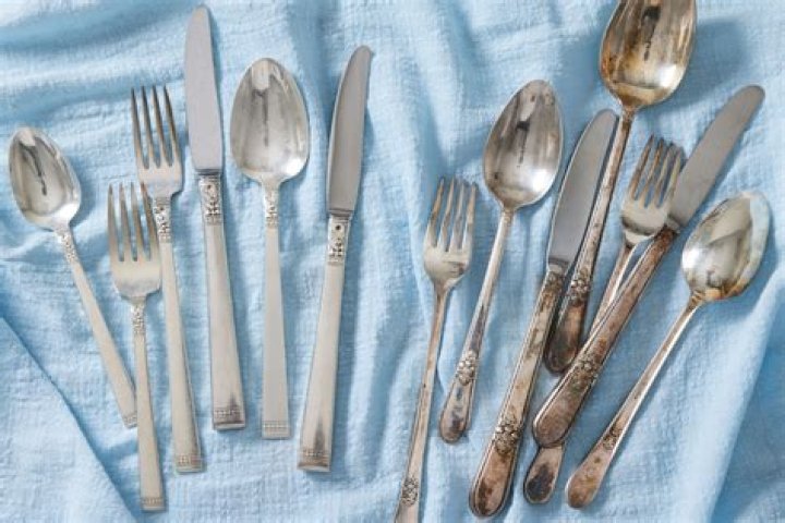 Can silver tarnish be cleaned?