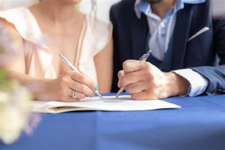 Do married couples pay less tax?