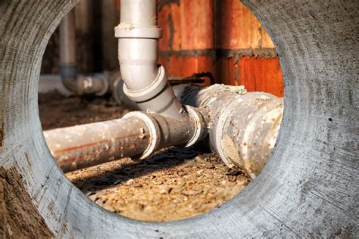 Does home insurance cover pipes under house?