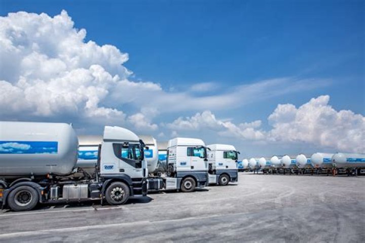 How are goods transported in British Columbia?