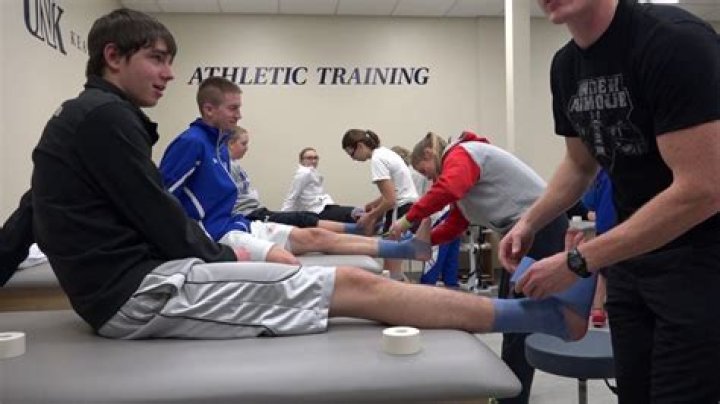 How many years of college does it take to be an athletic trainer?