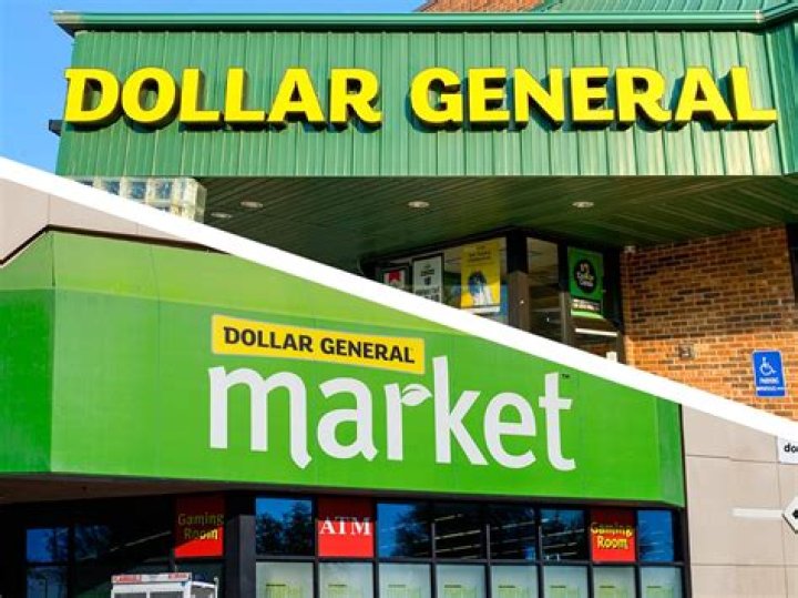 How much does a Dollar General owner make?