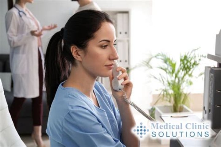 How much does a medical receptionist make in Ohio?