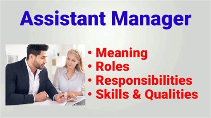 How much does an assistant manager at a bank make?