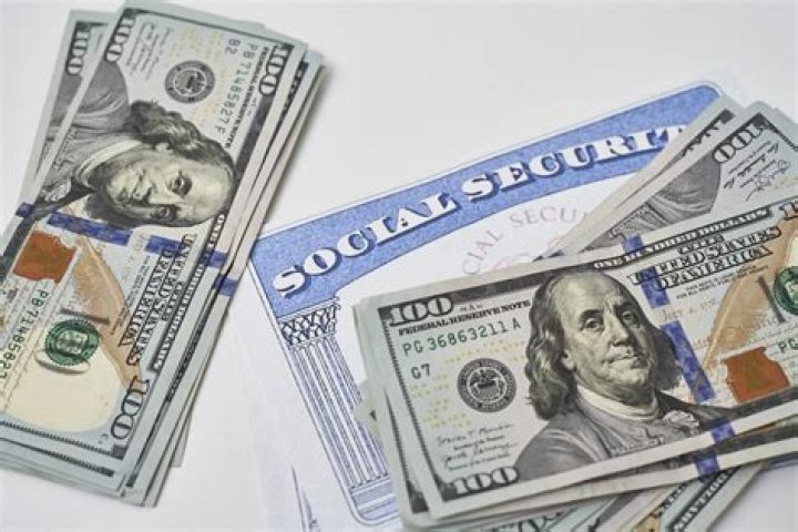 How much does disability pay per month in Florida?