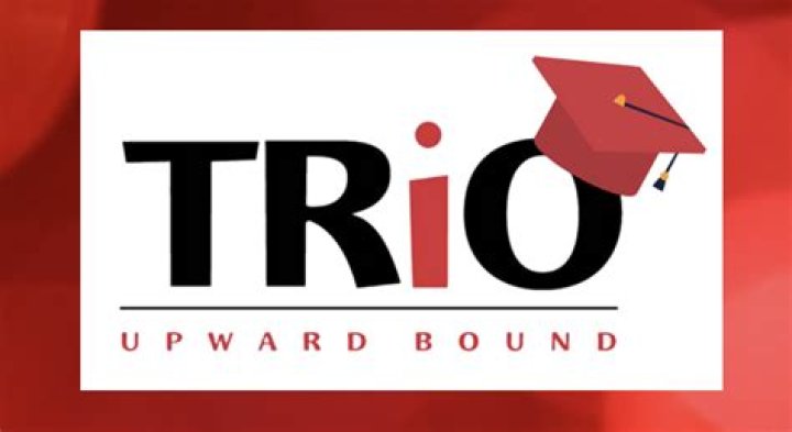 How much does Upward Bound pay teachers?
