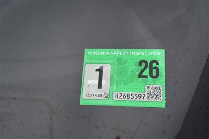How much is a ticket for expired inspection sticker in Va?