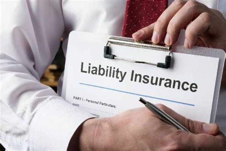Should all nurses have liability insurance?