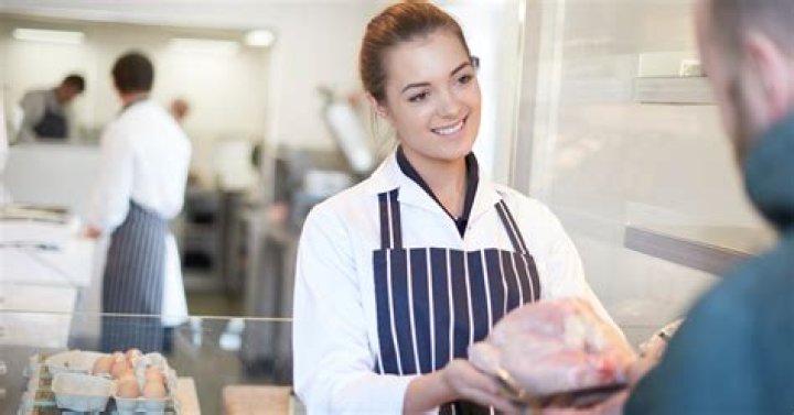 What age can you work full time in Scotland?