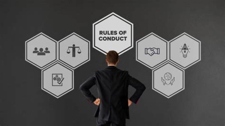 What are some rules of conduct to follow during the interview?