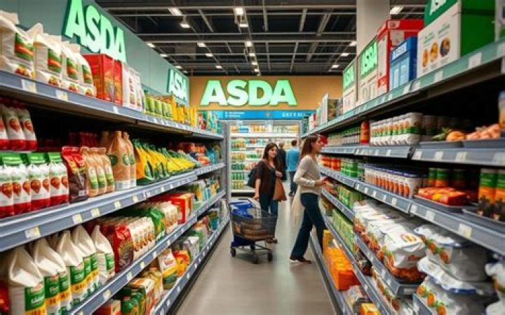 What do Asda look for in employees?