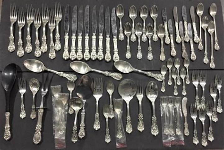 What does the Anchor mean on silverware?
