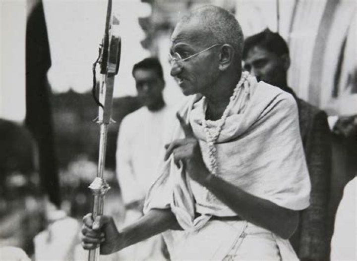 What goals did Gandhi achieve?