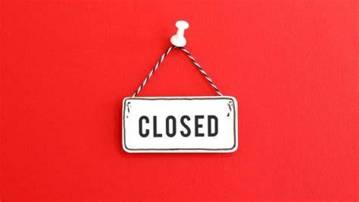 What happens if I close my oldest checking account?