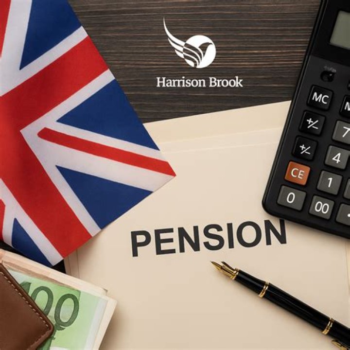 What happens to my UK pension if I move to USA?