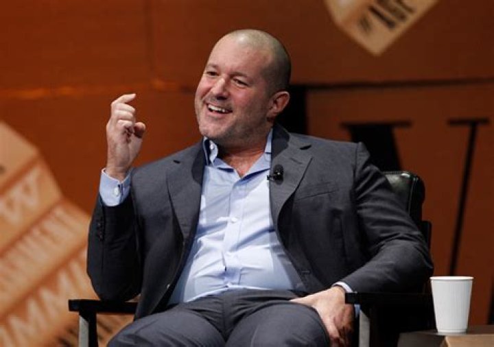 What is Jonathan Ive net worth?
