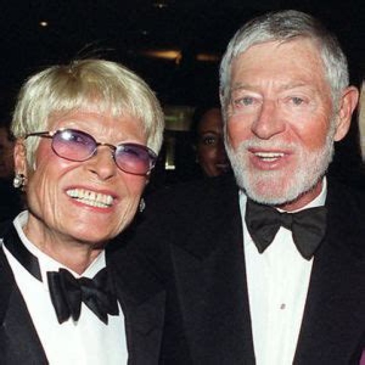 Where is Anne Elisabeth Claiborne from?