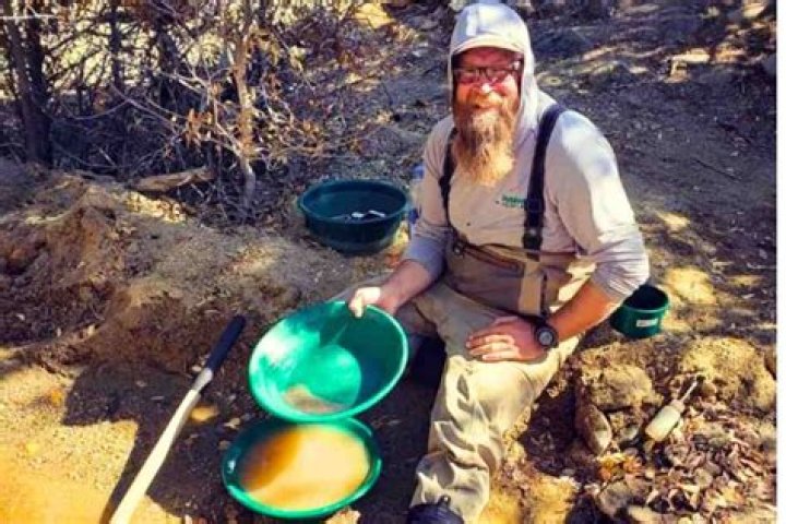 Where is the best place to dig for gold?