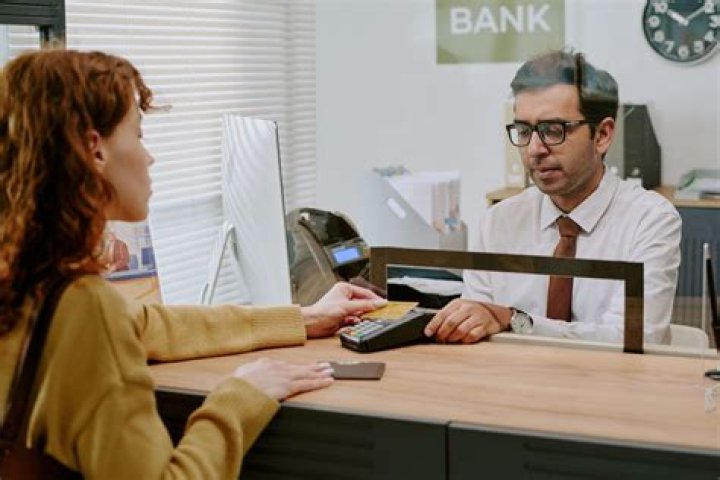 Which bank pays its tellers the most?