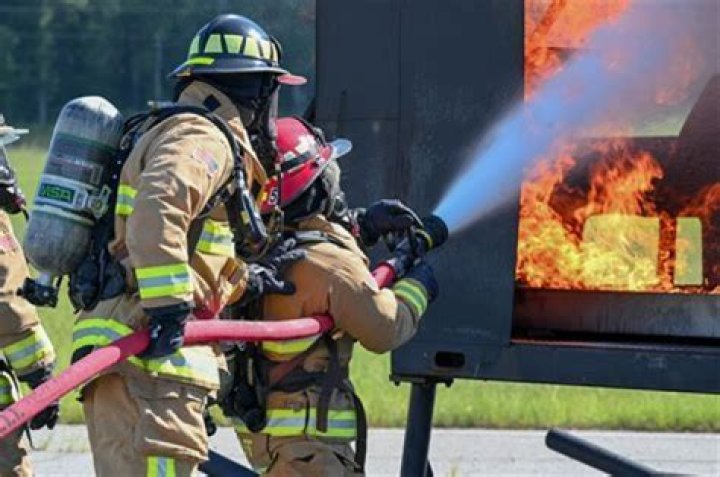 Which city organized the first fire protection organization?