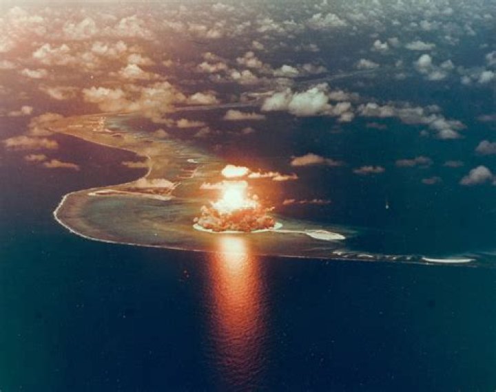 Who is in charge of the Marshall Islands?
