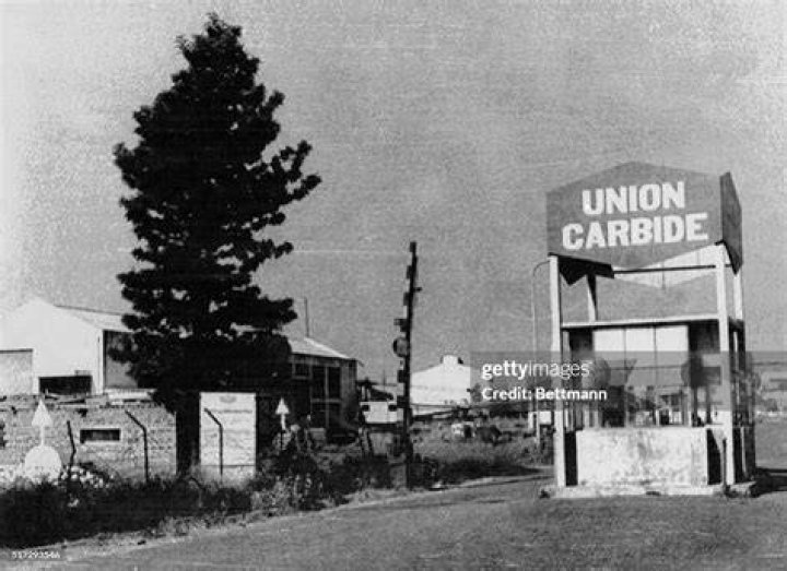 Who owned Union Carbide in 1984?