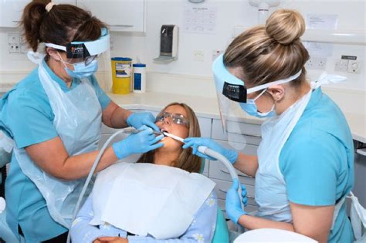 Why would I be a good dental nurse?